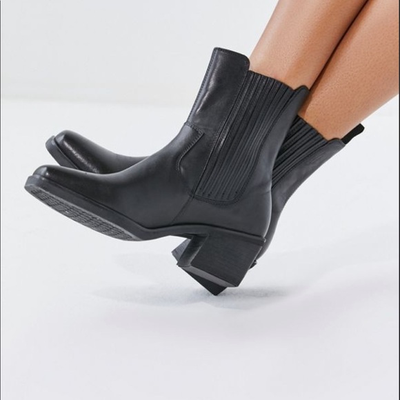 vagabond simone chelsea boots